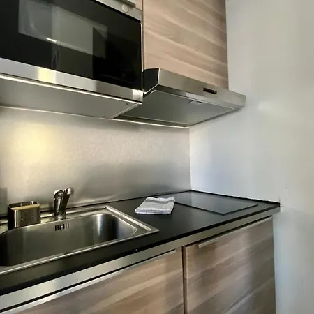 Holiday home Le Fonctionnel - Grande Terrasse En Plein Centre ! *